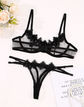 Lingerie Woman Transparent Lace 2-Pieces Underwire Bra Thong intimate Se